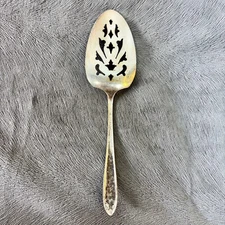 National Silver Royal Princess Silverplate Cake Pie Server Floral Tarnished 8"