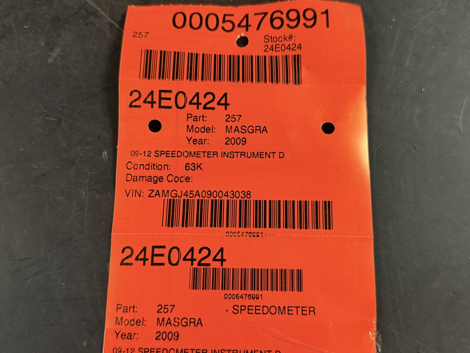 Maserati GranTurismo 2009-2012 Instrument cluster P/N 242352