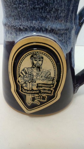 Grey Fox Pottery Mug Minnesota Renaissance Festival 2012 Blue/ Navy USA Made - Imagen 2 de 5