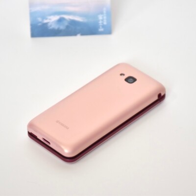 KYOCERA GRATINA KYF39 Sakura Pink Android Flip Phone From Japan
