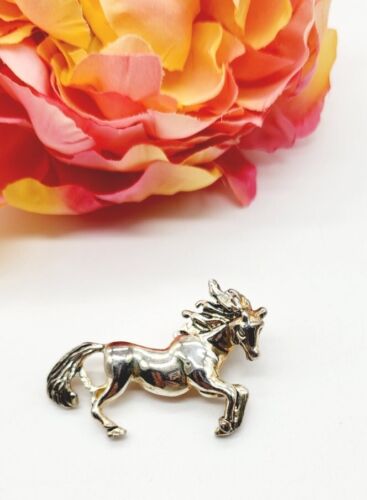 Vintage Brooch pin pendant silver tone horse pony… - image 1
