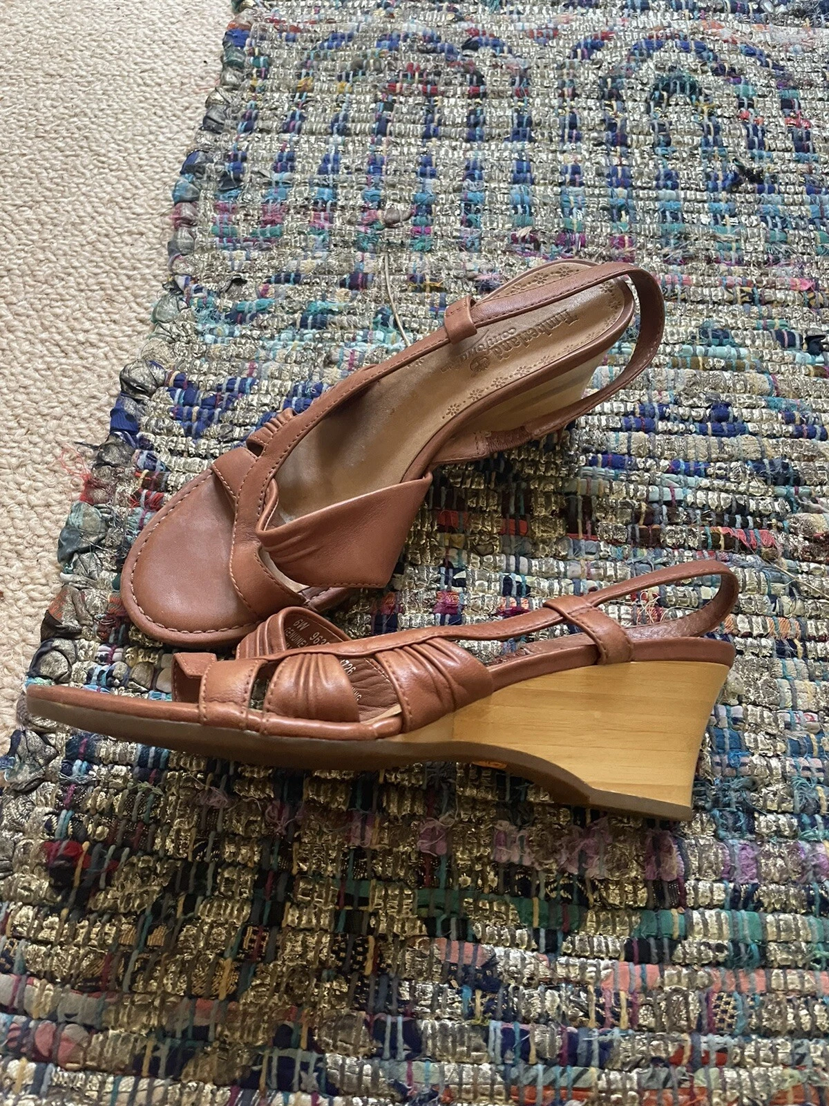 Timberland Sandali con zeppa bassa in pelle marrone UK4