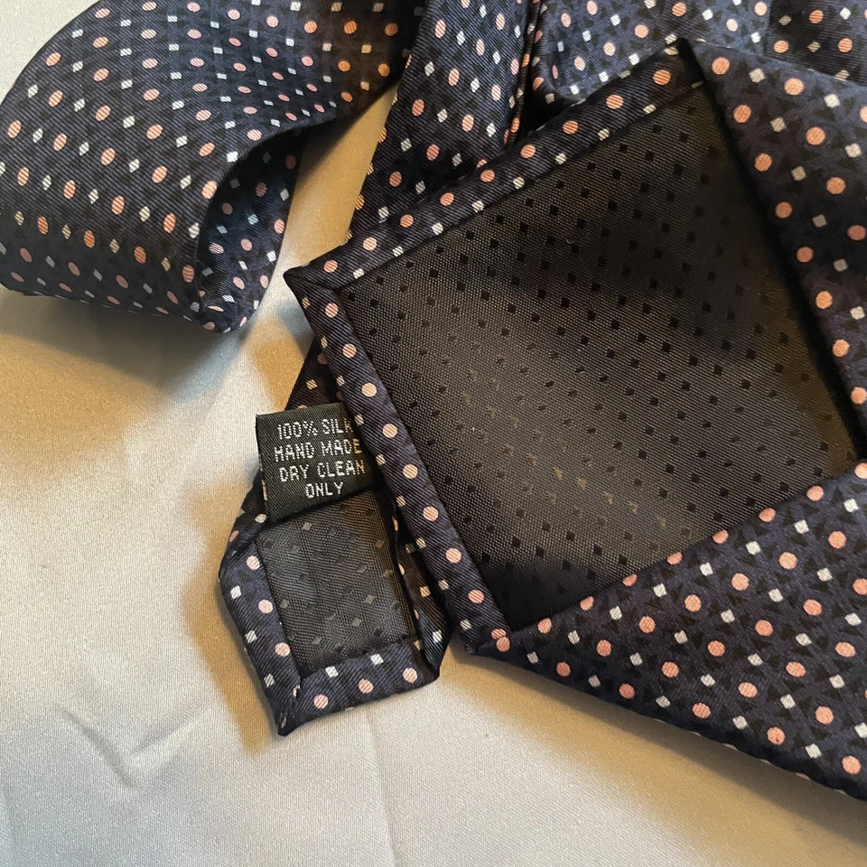 Pierre Cardin Men’s Black Grey W/ Dot & Diamond Pattern Silk Necktie Like New - Image 4 of 4