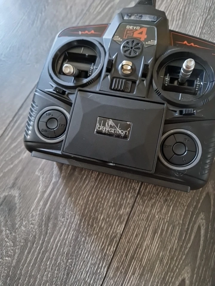 Walkera Devention Devo F4 FPV 2.4GHz 4-Channel Radio Transmitter System - Image 3 of 4