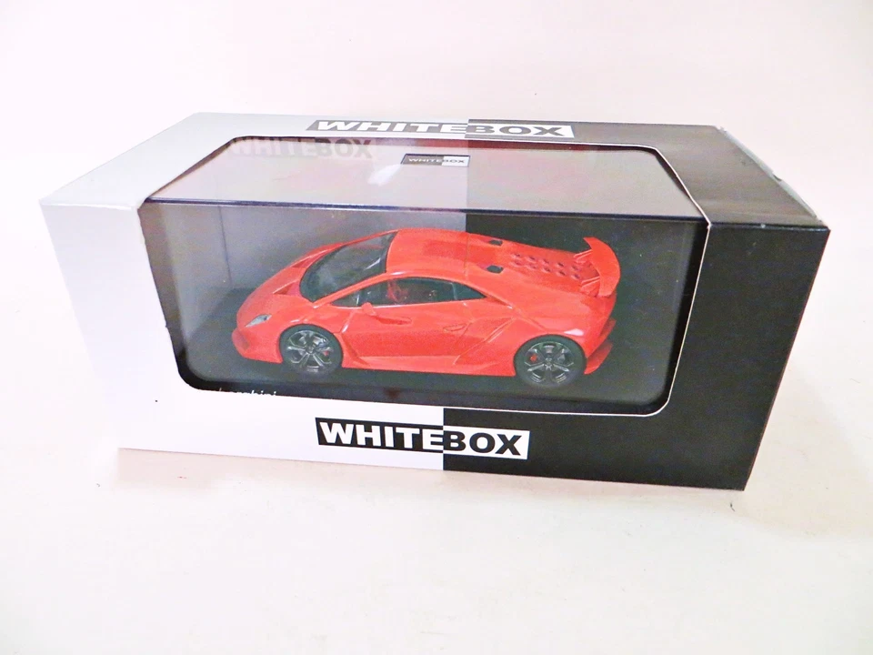 CAJA BLANCA WB054 '2010 LAMBORGHINI SESTO ELEMENTO' 1:43. SIN USAR, EN CAJA. RARO. Edición limitada. Foto 3 de 4