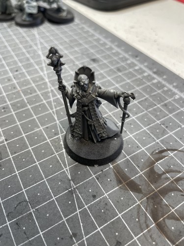 Warhammer 40k - Genestealer Cults Acolyte Magus