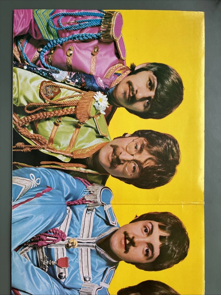 The Beatles Sgt. Pepper's Lonely Hearts Club Band · Lp, photo 2 of 5