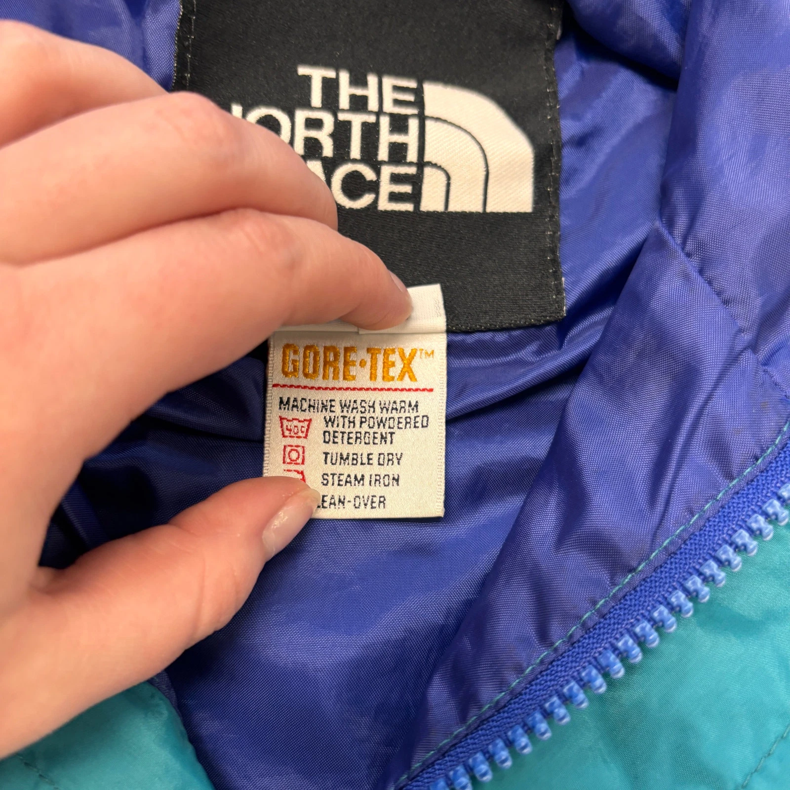 north-face gore-tex waterproof hooded rain jacket