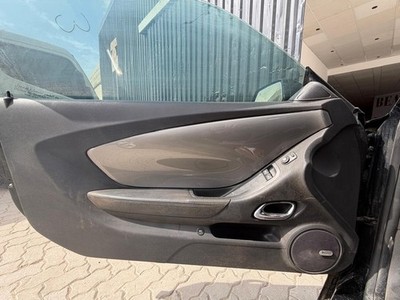 2011 Chevrolet Camaro Vorne T�r Window Innen Dichtleiste 92243319
