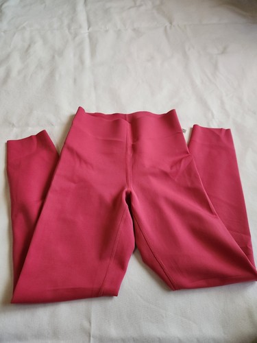 Lululemon Glow Up HR Tight 25” Size 6 Pink - Picture 2 of 5