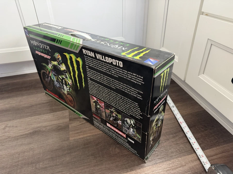 2008 Ryan Villopoto 3pc Set Kawasaki KX250F Helmet Team Truck NewRay MX Rare New - Image 4 of 4