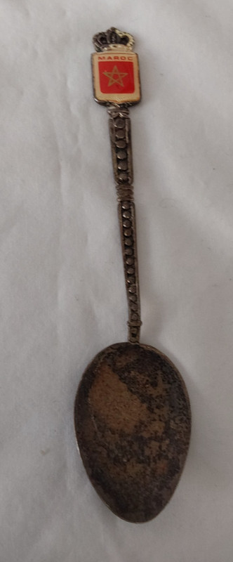 VINTAGE SOUVENIR SPOON  WITH ENAMAL DESIGN   MAROC    (MOROCCO)