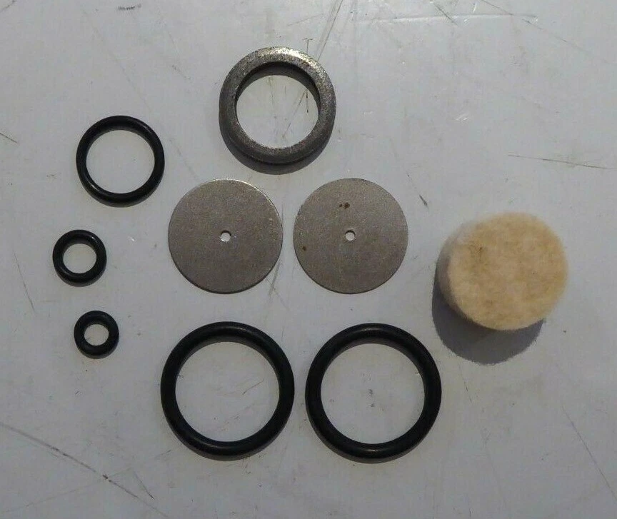 SEAL KIT - POWER STEERING VALVE. COMPATIBLE WITH: MASSEY FERGUSON: 135, 148, 240