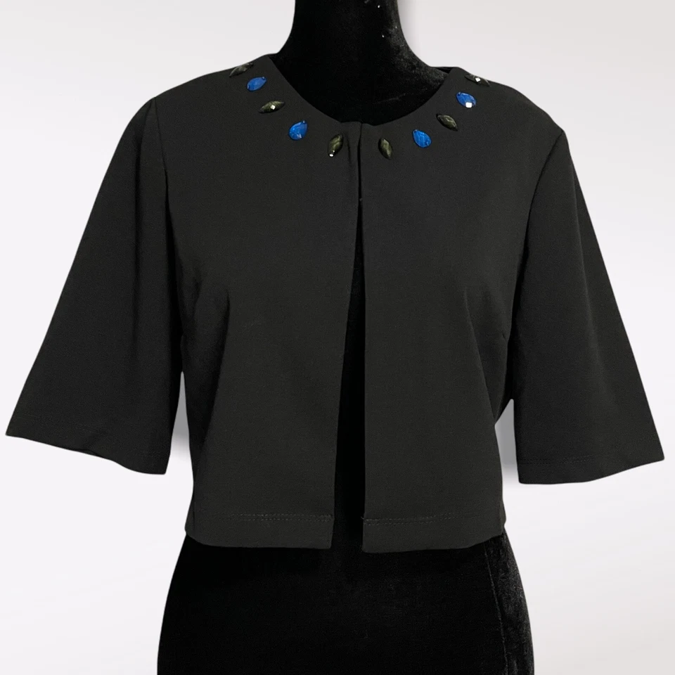 Perceptions Cropped Blazer Jacket Womens Medium Petite Black Beaded Neckline Top - Image 2 of 4