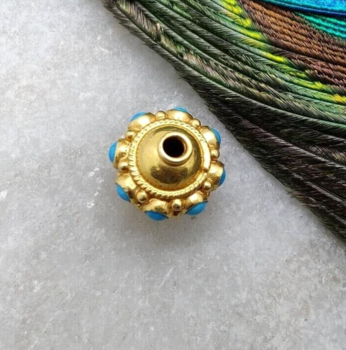 Trouver des perles d'espacement en or jaune 18 carats | 10 x 9 mm taille or 18 carats avec pierre turquoise - Photo 1/4