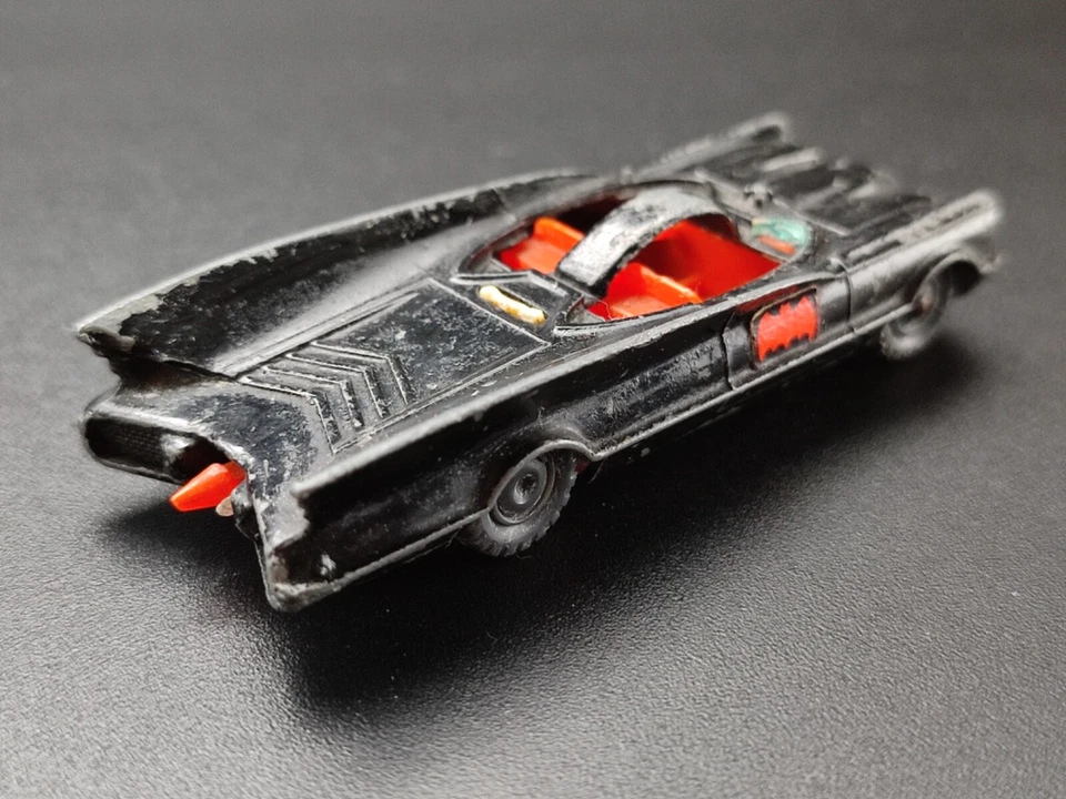 Husky Batman Batmobile 1966 RARE Made in England - Image 3 of 4