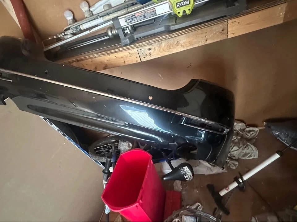 Cubierta de parachoques trasero BMW 535i 535d xDrive F10 2014 a 2016 51127332762 C Foto 2 de 4