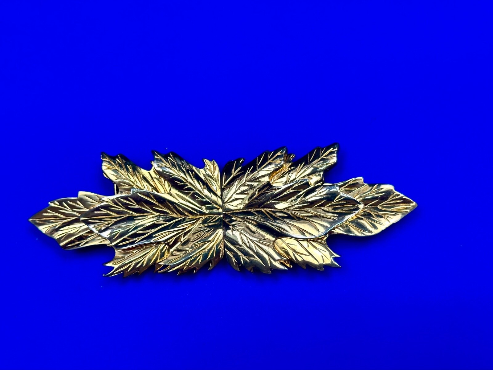 Large Leaf Shaped Dotty Smith - Two Piece Interlo… - image 3