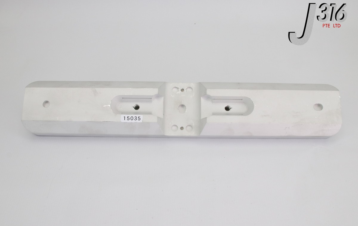 15035 APPLIED MATERIALS DOOR SPD SLIT VALVE VITON PROCESS 300MM