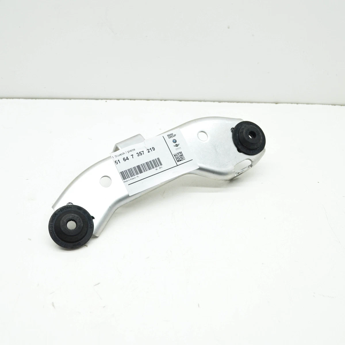 BMW 8 G15,F92 Left Auxiliary Radiator Bracket 7357219 51647357219 