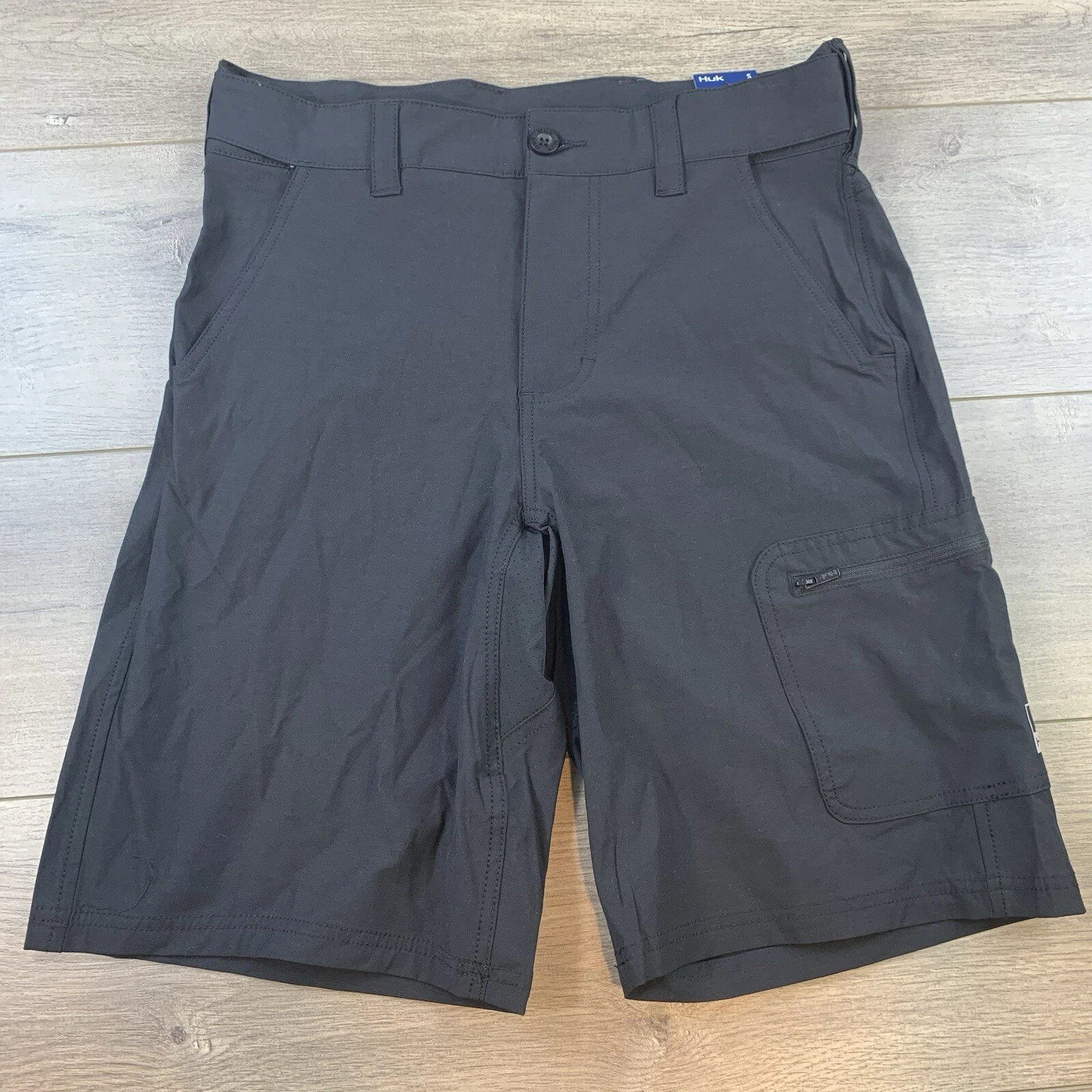 NWT HUK Next Level 10.5” Cargo Shorts Men’s Small Black NXTLV Quick-Drying Fish