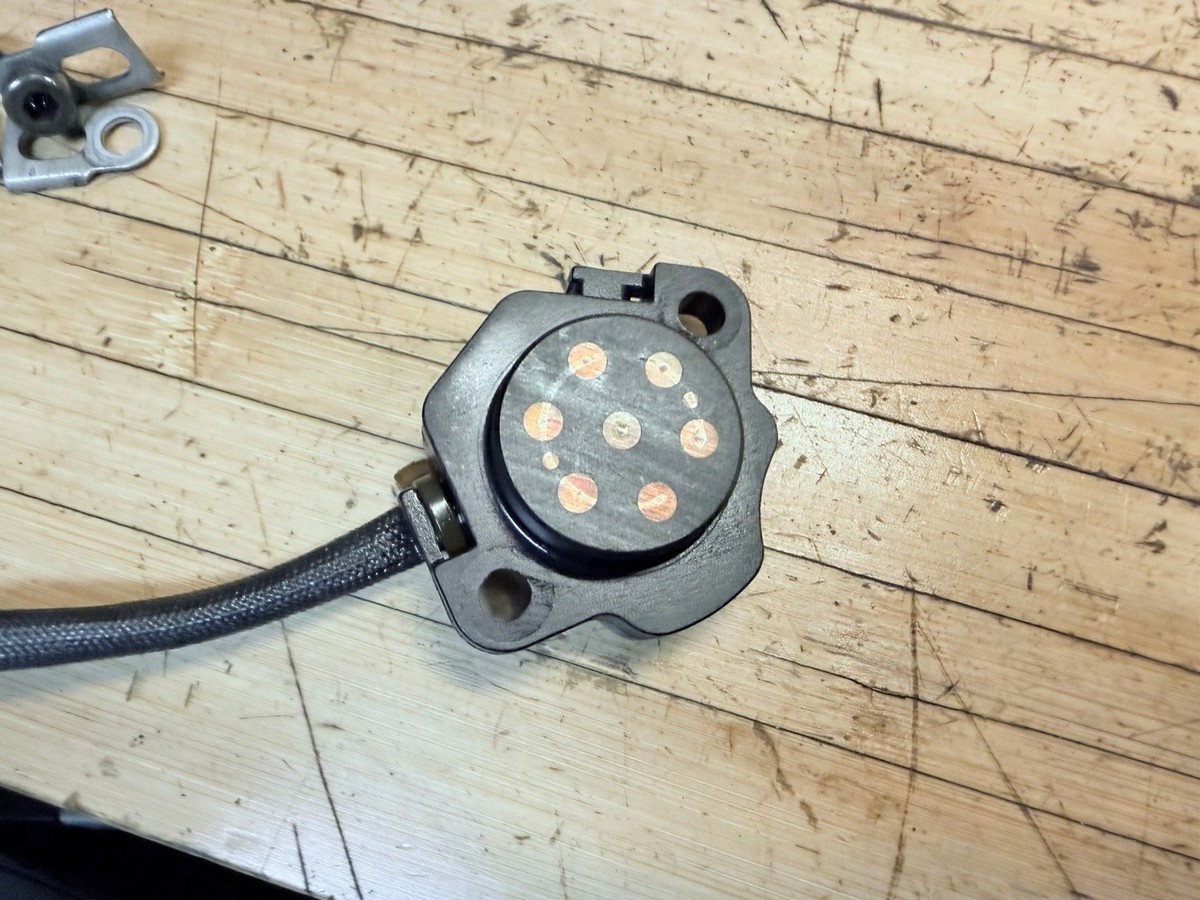 99-07 SUZUKI GSXR1300R HAYABUSA OEM TRANSMISSION NEUTRAL SWITCH