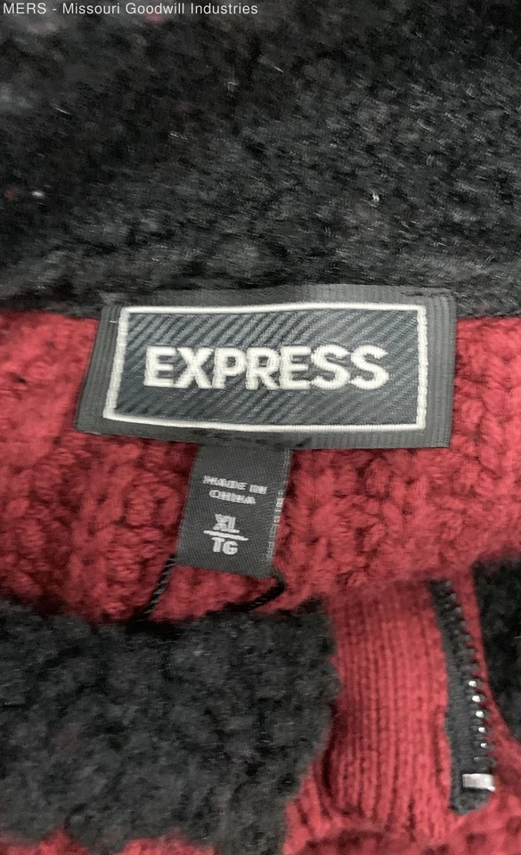 Express Men's Red Ribbed Knit Button Up Sweater - Size XL - Image 3 of 4