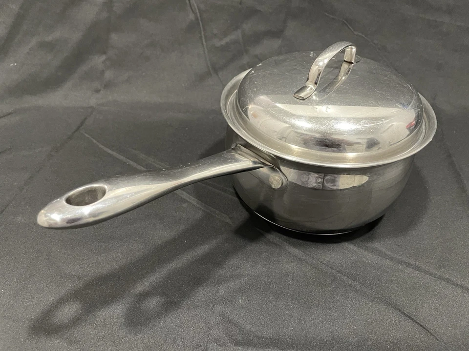 Herramienta de Colección del Comercio Belgique Clásica ~ Olla de 2 cuartos con Tapa de Ventilación ~ Sin Humo y Mascotas ~ Foto 2 de 4