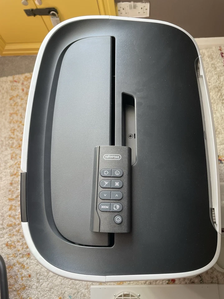 Delonghi Pinguino EX100 Silent  Portable Air Conditioner - Image 3 of 4