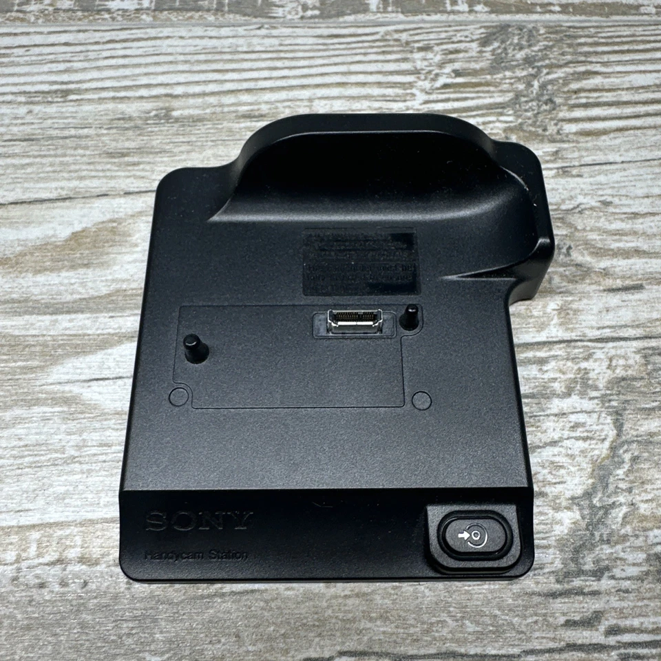 索尼 DCRA-C200 Handycam Station 摄像机坞底座 — 第 3/4 张图片