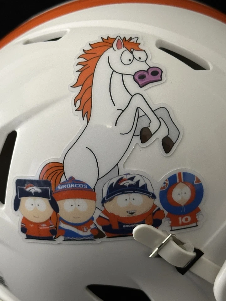Denver Broncos South Park ¡Mini casco mezclado!! Foto 4 de 4