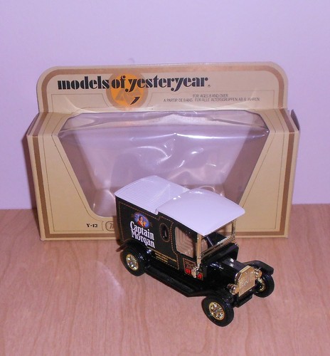 Matchbox MODELS OF YESTERYEAR Y12-3.M4 1912 FORD MODEL T VAN "CAPTAIN MORGAN" - Picture 4 of 11