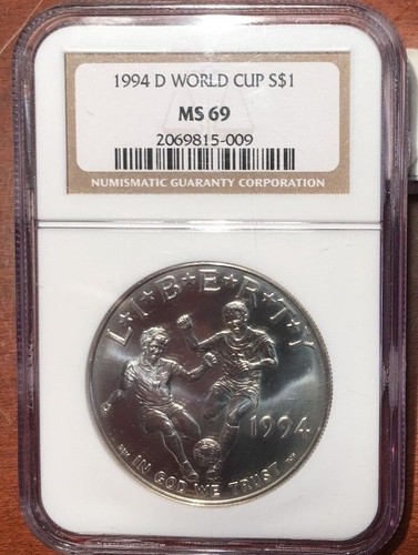 1994 D USA-LA SILVER $1 WORLD CUP Uncirculated Commemorative NGC MS 69  - Afbeelding 1 van 2