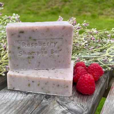 The Highland Soap Co Organic Wild Scottish Raspberry Shampoo Bar 140g