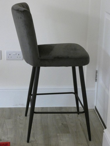 ONE CHARCOAL GREY “TAYLOR” BREAKFAST / BAR STOOL FROM DUNELM – NEW & UNUSED - Picture 5 of 10