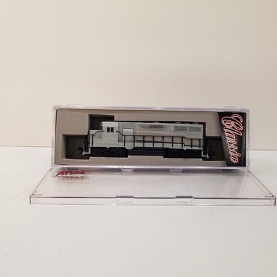 Atlas Classic N Scale GP35 locomotive w/DB Phase 1A - undecorated. DCC fitted.