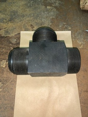 AN826 (AS5198, MS20826) - STEEL, FLARED TUBE WITH PIPE THREAD ON RUN