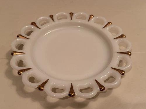 Vintage Anchor Hocking Old Colony Milk Glass W/ Gold Trimmed Lace Edge.