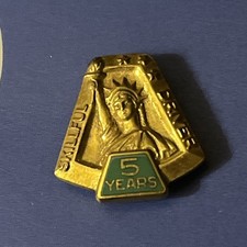 VINTAGE UPS UNITED PARCEL SERVICE EMPLOYEE BADGE 5 YEAR DRIVER SERVICE PIN