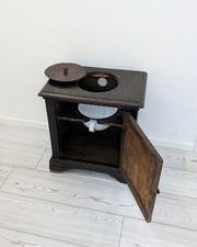 Comodino vintage 1900-1940 con vaso da notte smaltato e coperchio in legno