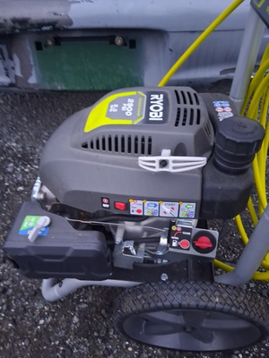 #ad RYOBI 2900 PSI Gas Pressure Washer Model 2900 Wheel Mounted w Spray Wand $200.00