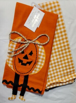 Isaac Mizrahi Embroidered Pumpkin Kitchen Towels Halloween Jack O Lantern 2 New