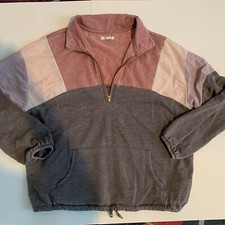 Maurices Size S Color Block Long Sleeved Shirt 14 Zip Loose Fit Purple Gray Vgc Maurices Size S Color Block Long Sleeved Shirt 14 Zip Loose Fit Purple Gray Vgc