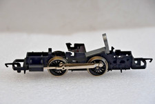 HORNBY R077 0-4-0 LOCO CHASSIS & PISTON BLOCK LATER MOTOR WHEELS RODS ETC 101
