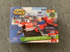 Super Wings Jett's Takeoff Tower 2-in-1 Airplane Toys Playset with 2" Mini Jett