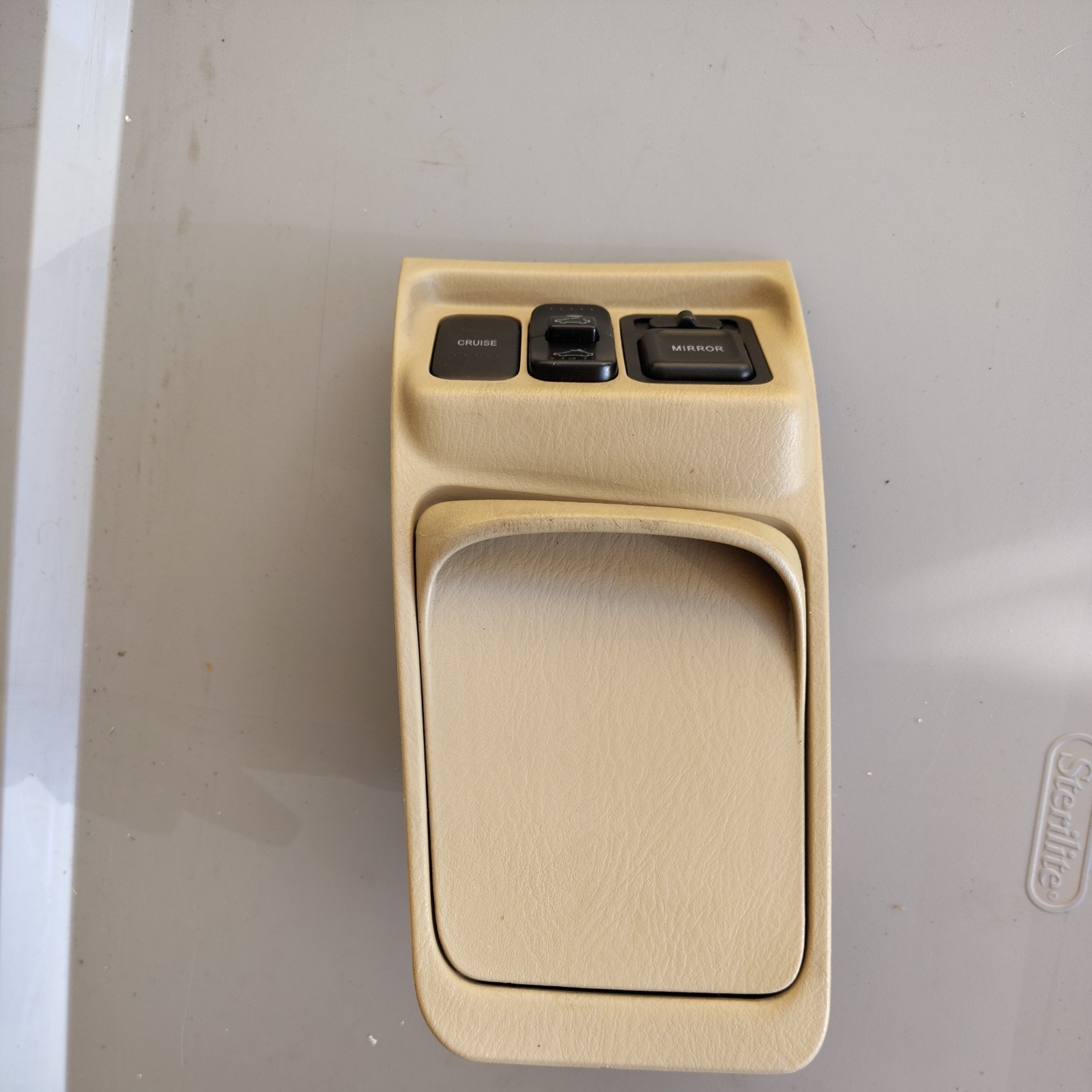 01-05 Honda Civic Pocket Coin Tray Compartment tan OEM W/ Switch