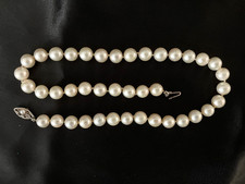 VINTAGE 16" CULTURED PEARL NECKLACE- 14KW GOLD CLASP- 40gm- 1982 APPRAISAL 2595