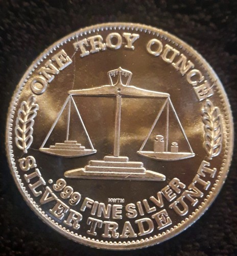 Unidad de comercio de plata vintage 1 oz .999 plata fina redonda American Eagle tonelada natural - Imagen 2 de 4