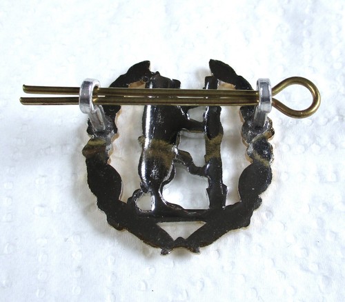 British Army:"WARWICKSHIRE & WORCESTERSHIRE YEOMANRY CAP BADGE" (1960s-1970s) - Picture 3 of 5