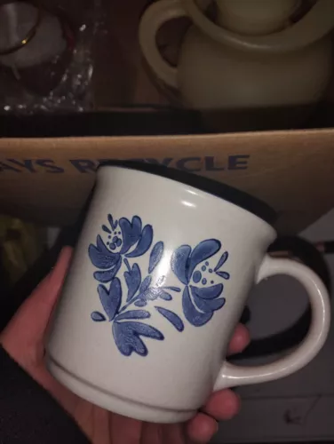 Yorktowne Mug pfaltzgraff blue coffee tea new vintage cup white